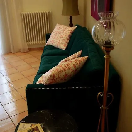 Bed and Breakfast Verdi Σαλέρνο